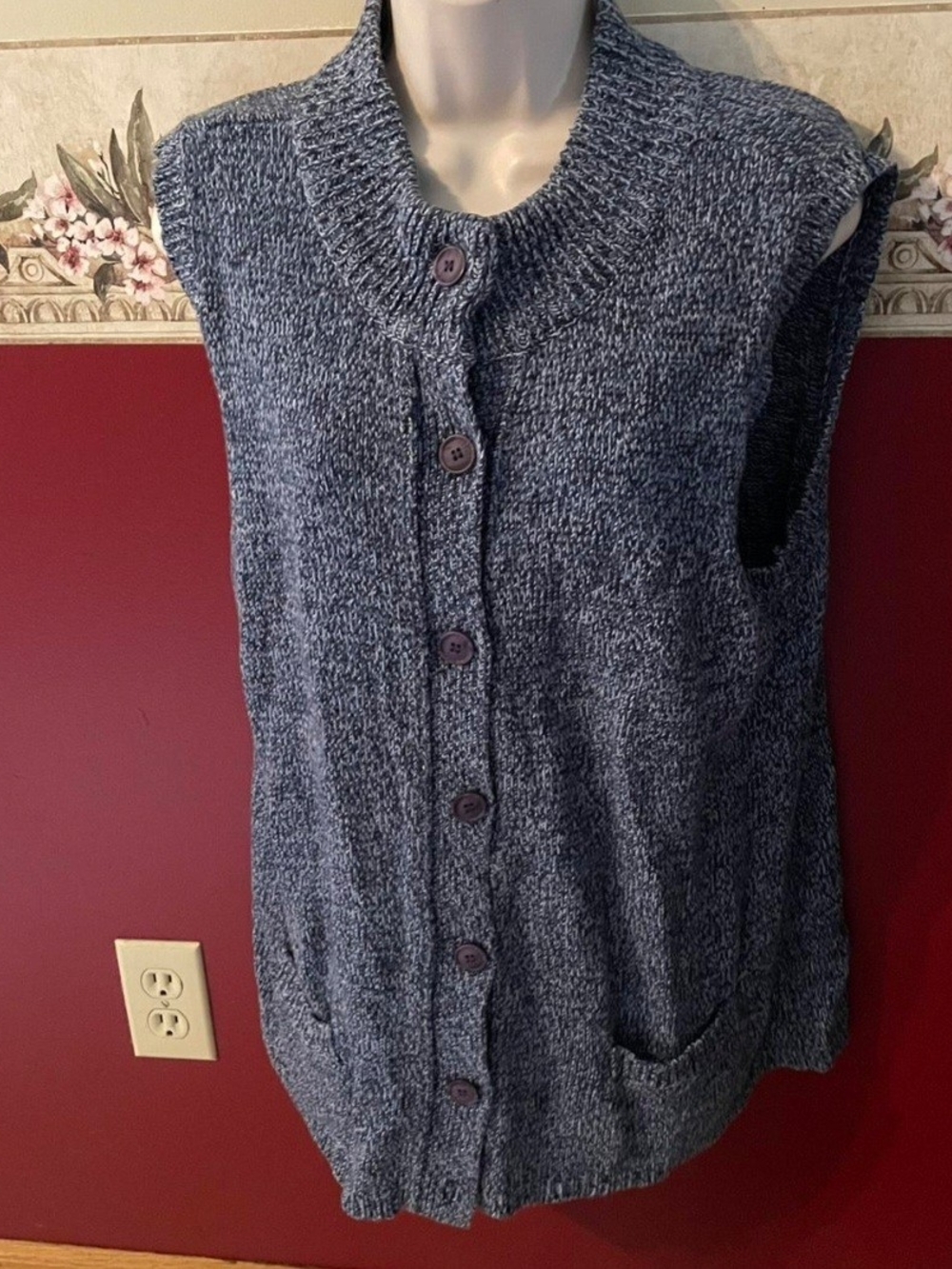 Basic Editions Blue-Gray Sleeveless Button-Front Knit Vest